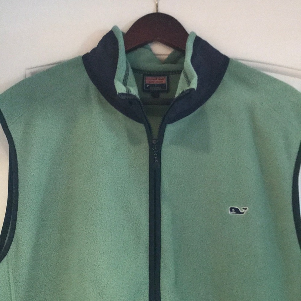 Vineyard vines men’s L fleece vest